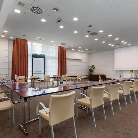 Doubletree By Hilton Florence Metropole-3